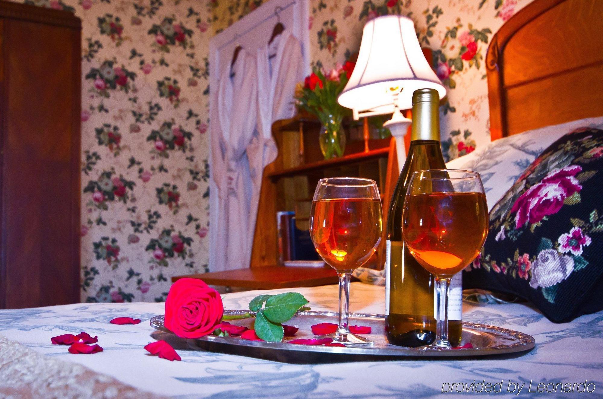 Elk Forge Bed And Breakfast Элктон Экстерьер фото